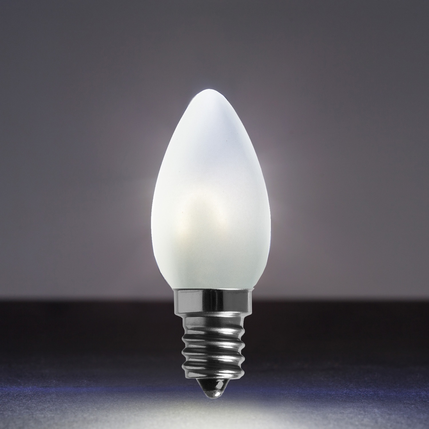 C7 120V Cool White LED Replacement Bulbs - Wintergreen Corporation